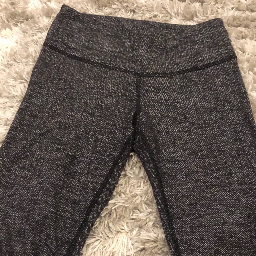 Lululemon Leggings- Low Rise Thick Knit Tights - Picture 4 of 4